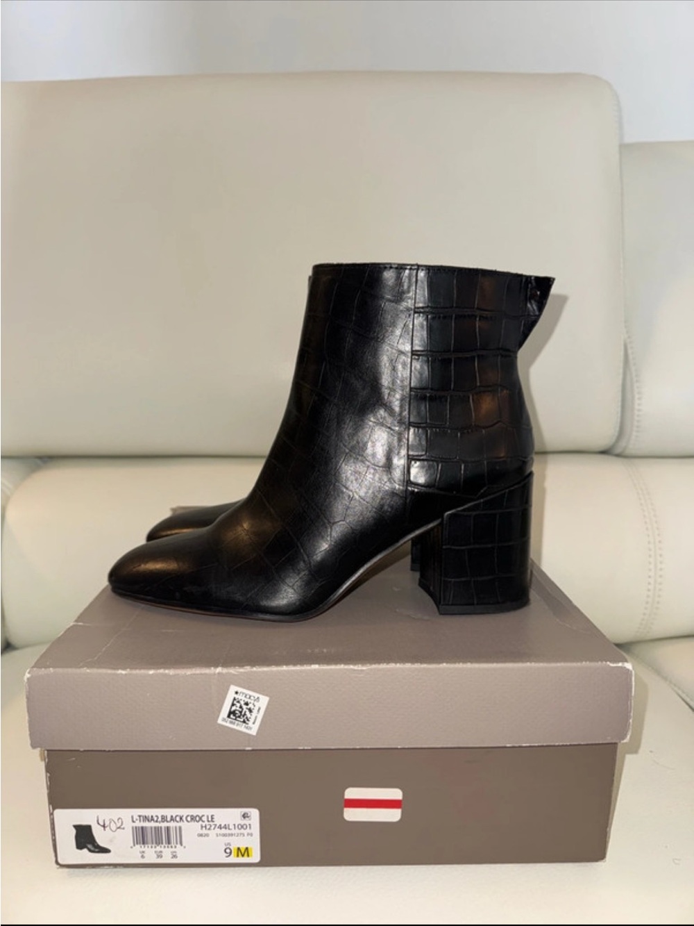 FRANCO SARTO BLACK CROC-EMBOSSED LEATHER ANKLE BOOTS